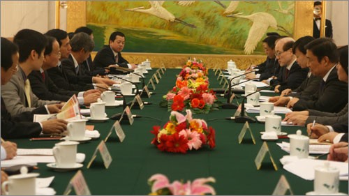 Активизация отношений дружбы и всестороннего сотрудничества между СРВ И КНР - ảnh 1